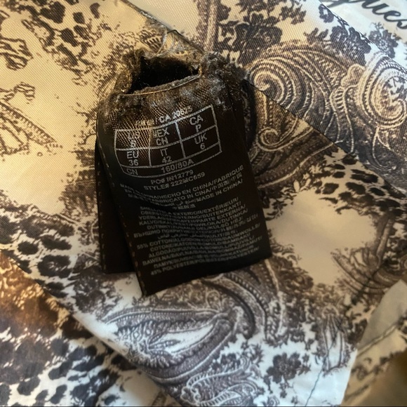 Guess Hooded Rainjacket - Picture 4 of 6